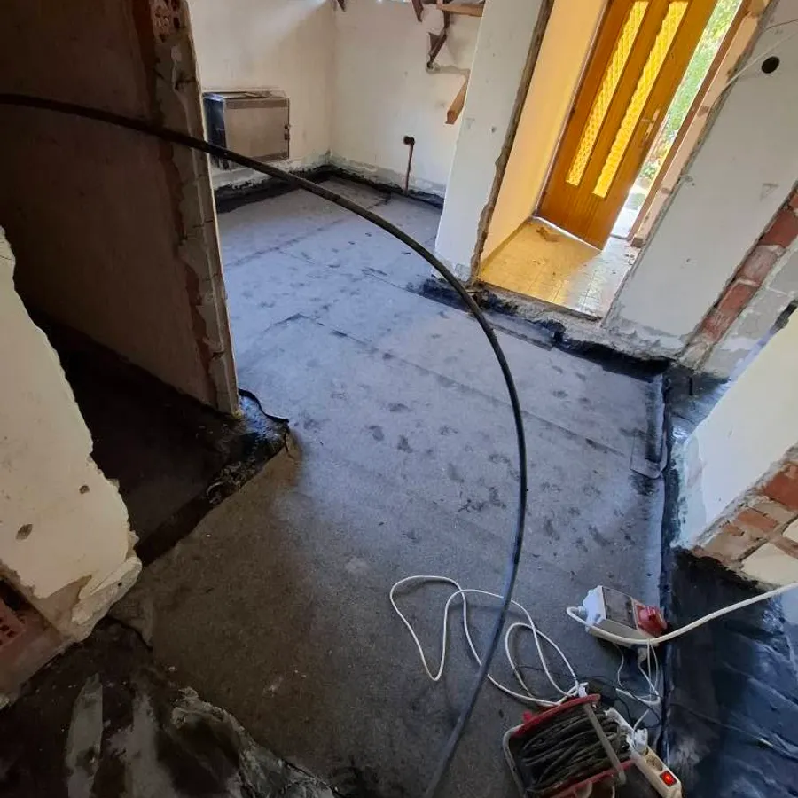 Lépcső és előtér, munka előtt